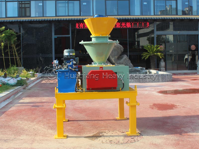 Hydraulic Roller Granulator